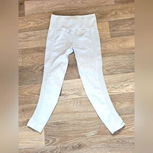 Fabletics Light‎ Gray Heather Eco Sync High-Waisted 7/8 Leggings Size M